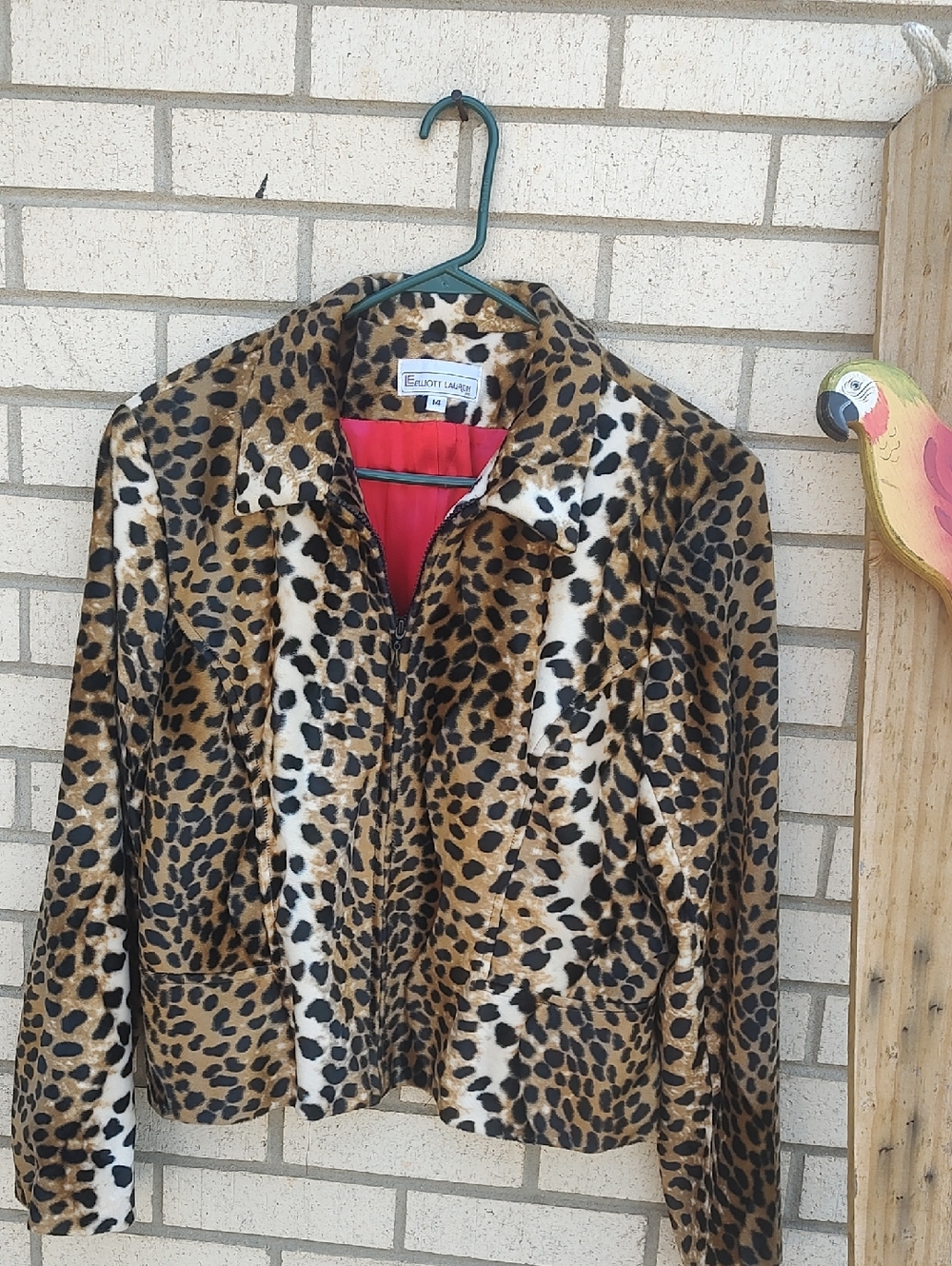 Leopard 🐆🐆 Jacket - Picture 2 of 10